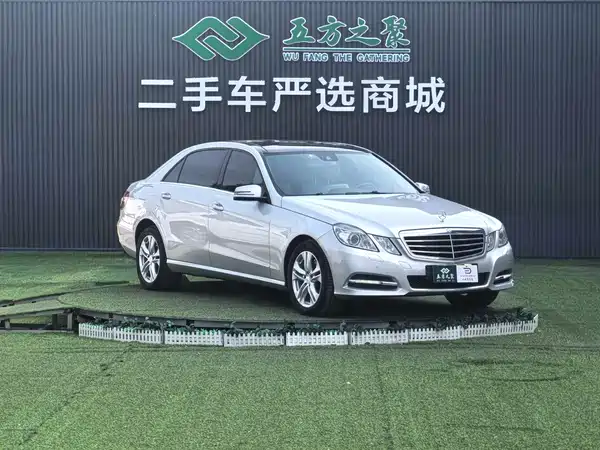Mercedes-Benz E-Class 2012