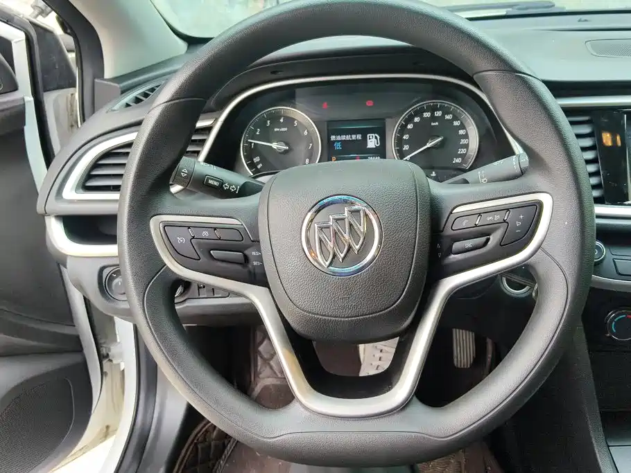 Buick Excelle GT 2022 — фото 15
