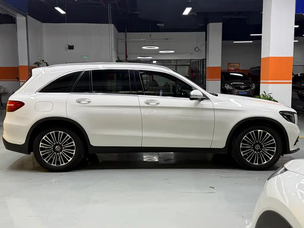 Mercedes-Benz GLC 2019 — фото 8
