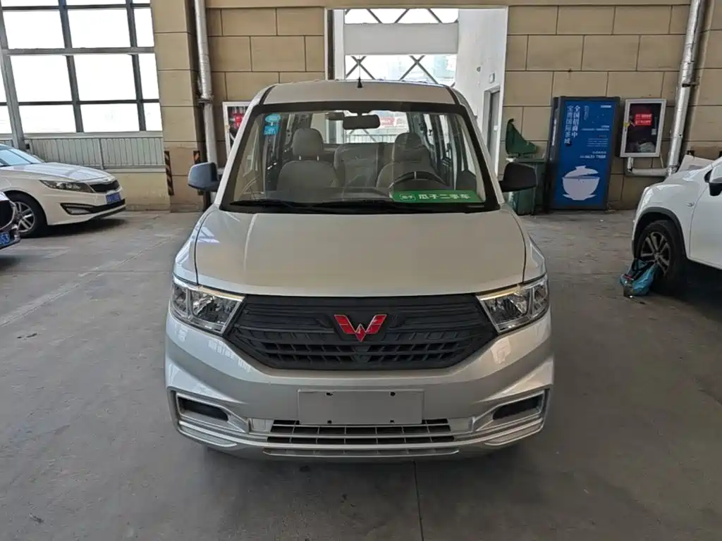 Wuling Hongguang V 2019