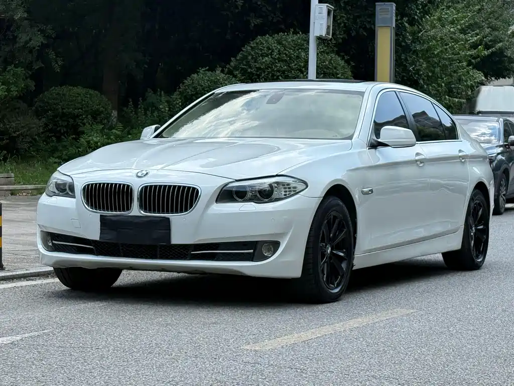 BMW 5 Series 2012