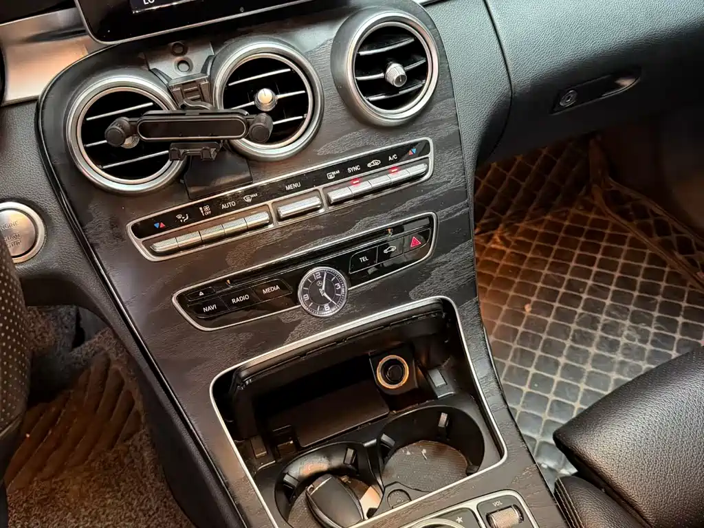 Mercedes-Benz C-Class 2015 — фото 7