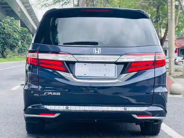 Honda Odyssey 2015