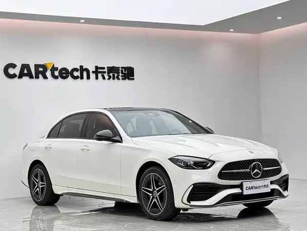 Mercedes-Benz C-Class 2024