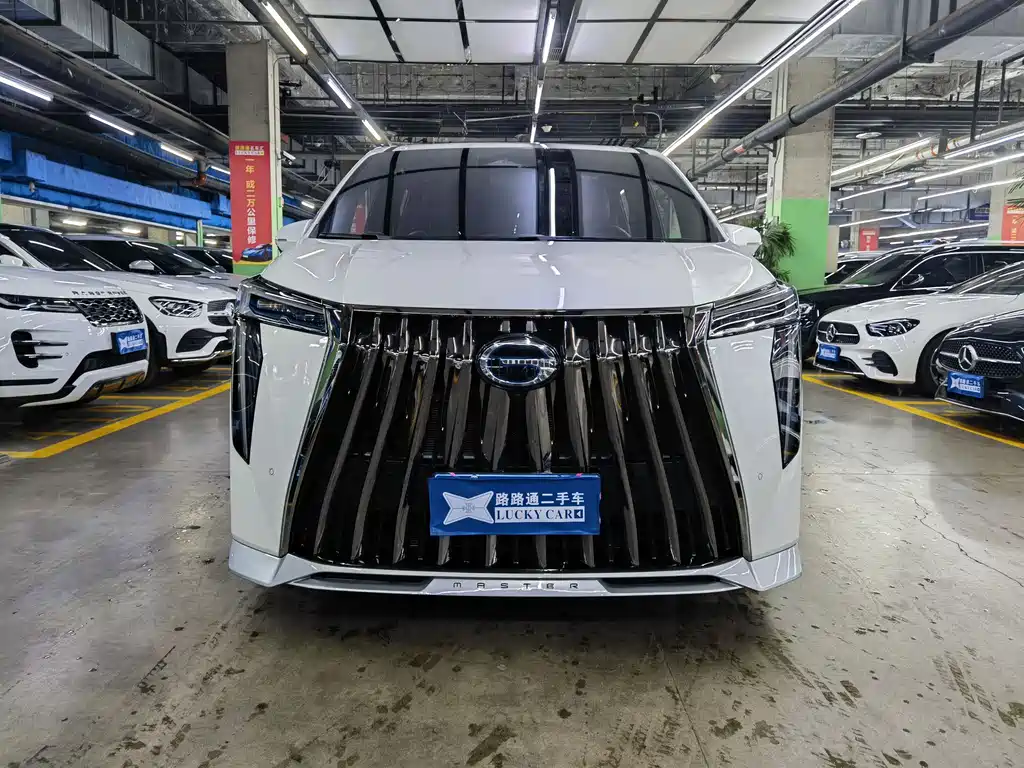 GAC Motor Trumpchi M8 2025 — фото 2