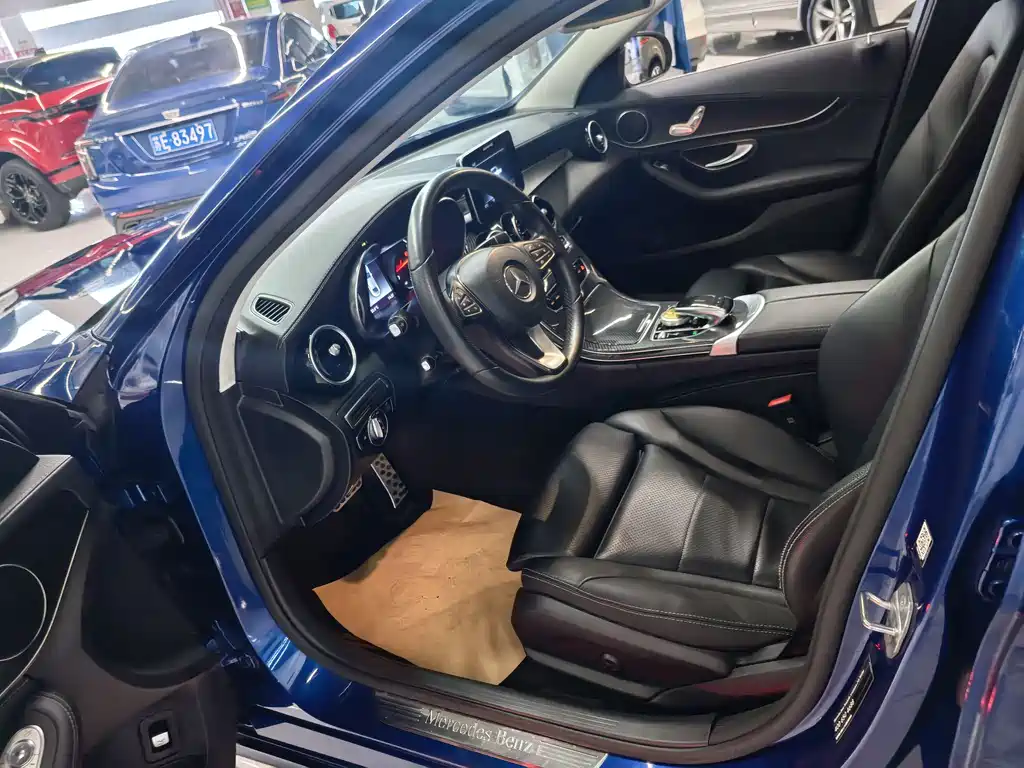 Mercedes-Benz C-Class 2018 — фото 6