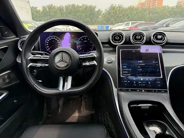 Mercedes-Benz C-Class 2023