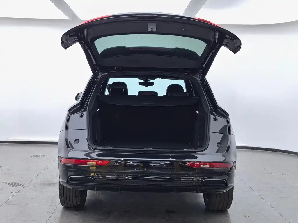 Audi Q5L 2020