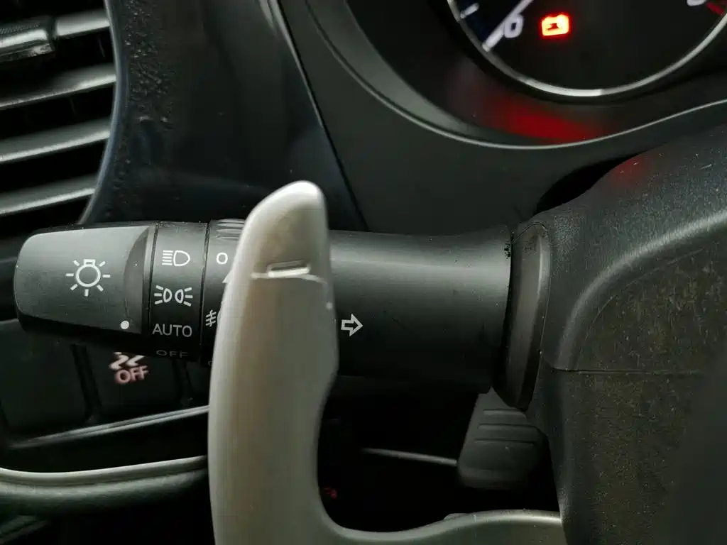 Mitsubishi Outlander 2021 — фото 21