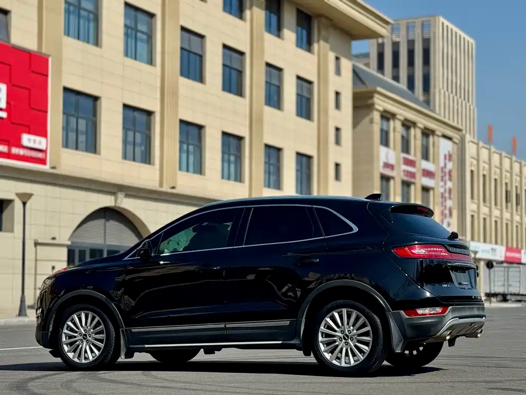 Lincoln MKC 2020 — фото 9