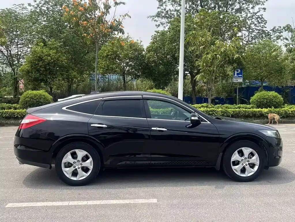Honda Crosstour 2013 — фото 8