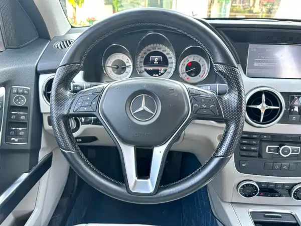 Mercedes-Benz GLK-Class 2013