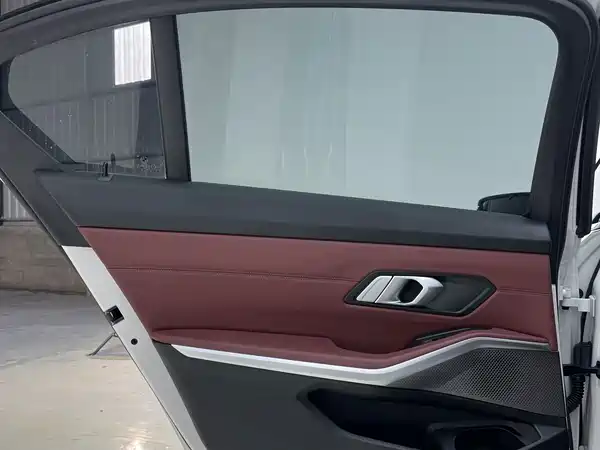 BMW 3 Series 2023