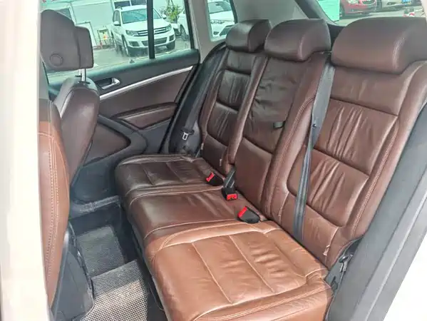 Volkswagen Tiguan 2012
