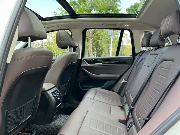 BMW X3 2021