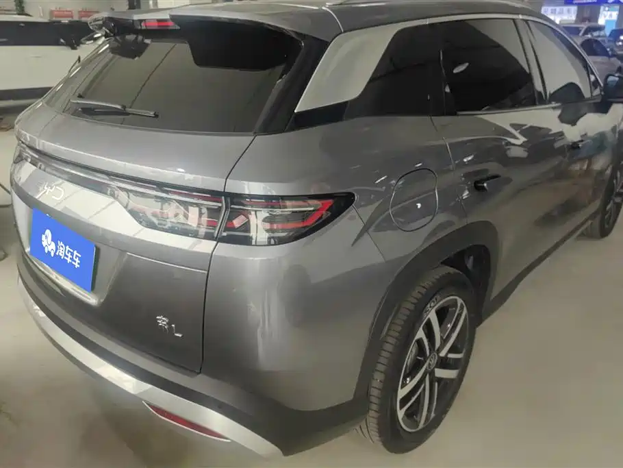 BYD L DM-i 2025 — фото 3