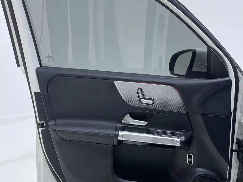 Mercedes-Benz GLB 2020 — фото 14