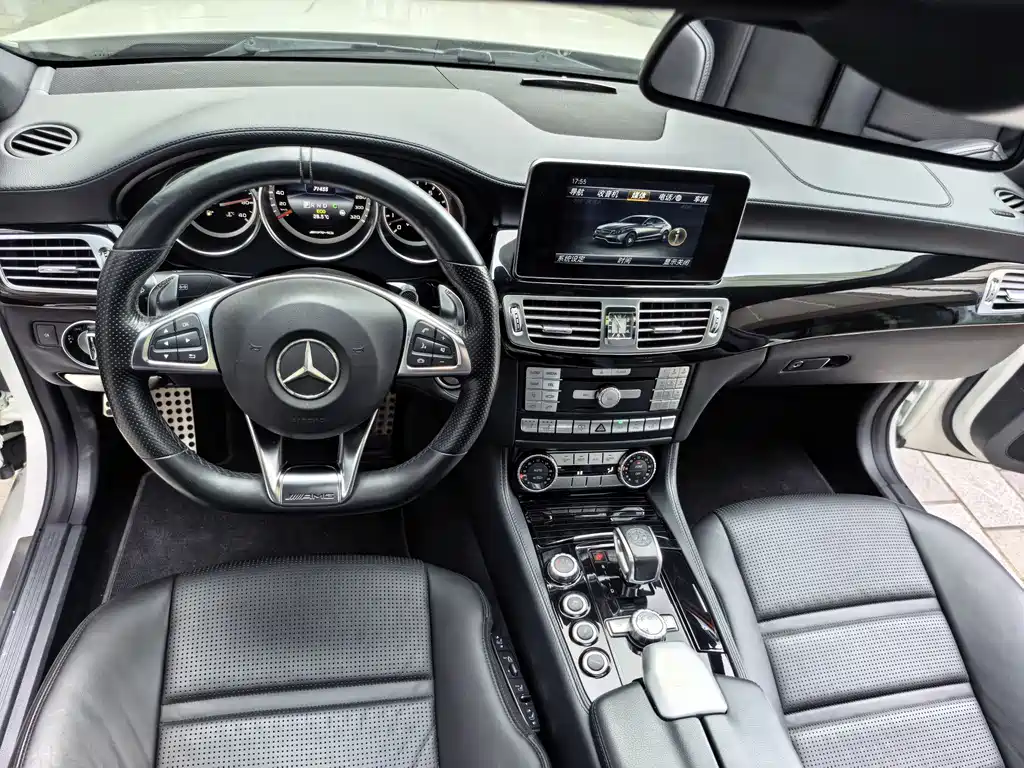 Mercedes-Benz CLS AMG 2018 — фото 12
