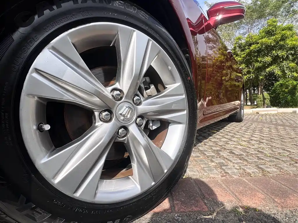 Toyota Crown 2015 — фото 18