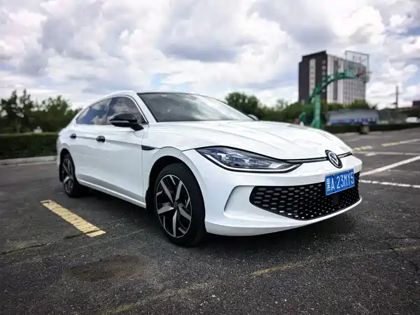 Volkswagen Lamando 2023