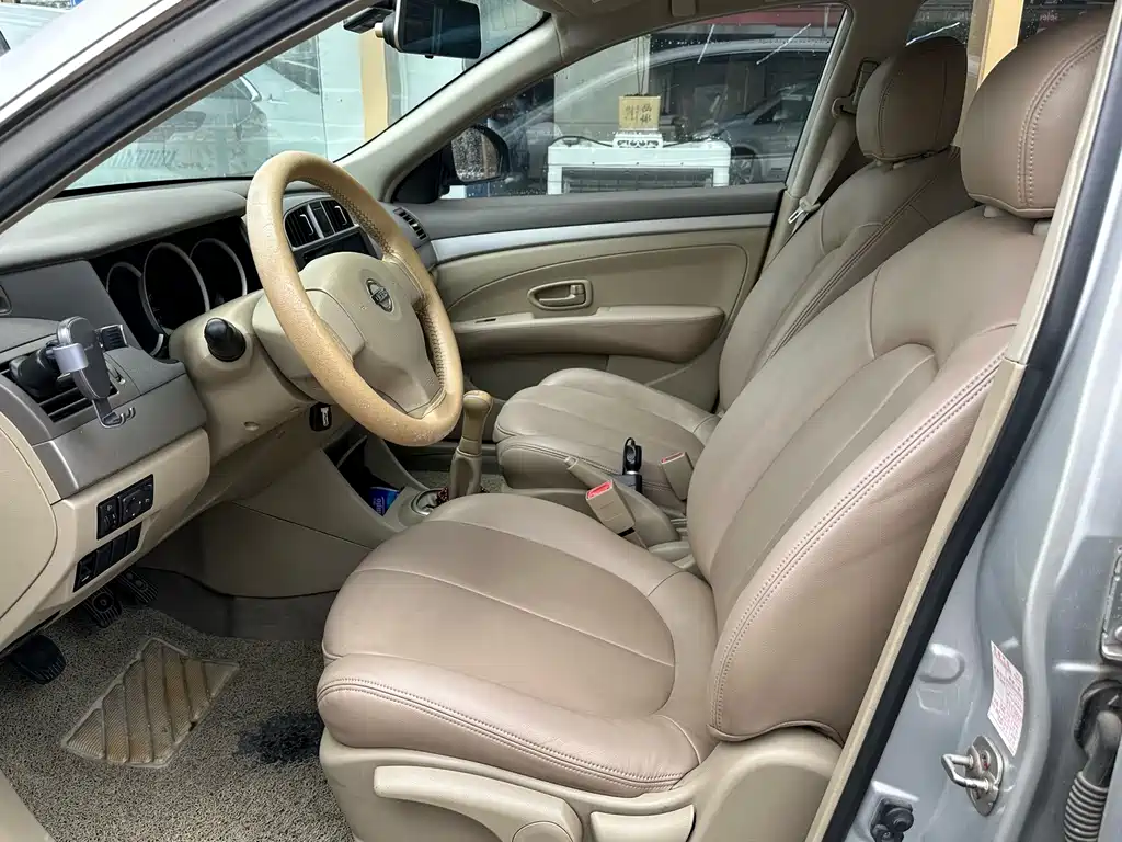 Nissan Sylphy 2015 — фото 3