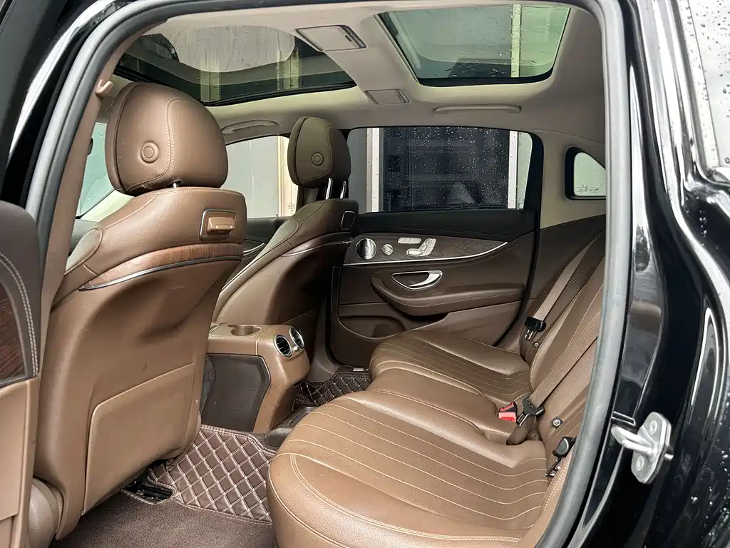 Mercedes-Benz E-Class 2020 — фото 8