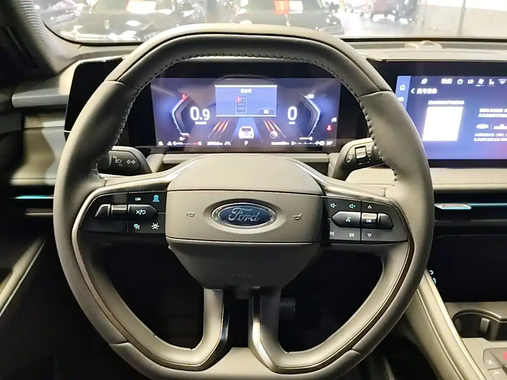 Ford Edge 2024 — фото 11