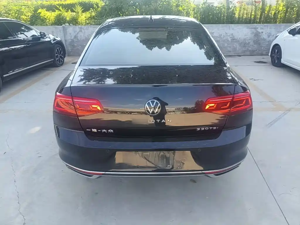 Volkswagen Magotan 2021
