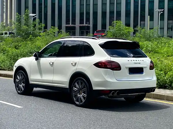 Porsche Cayenne 2013