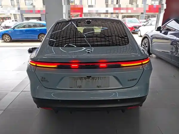 NIO ET5 2023