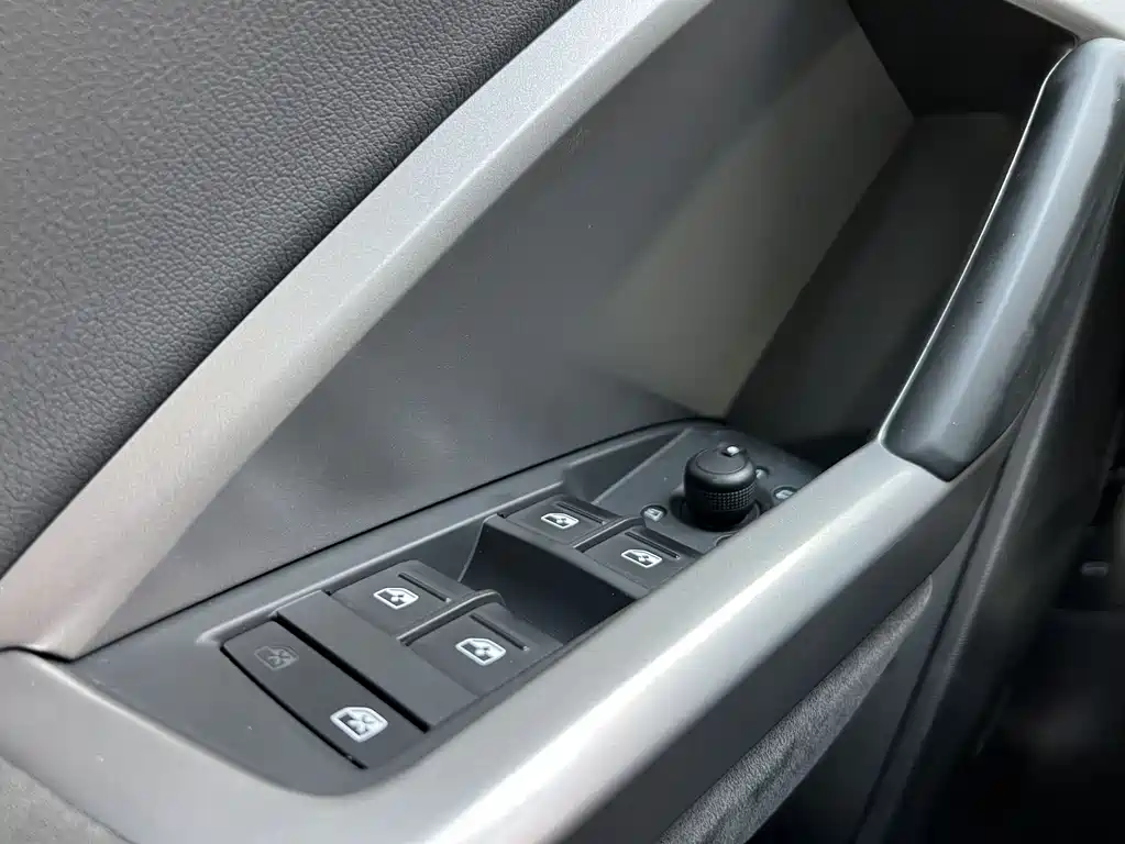 Audi Q3 2022 — фото 15