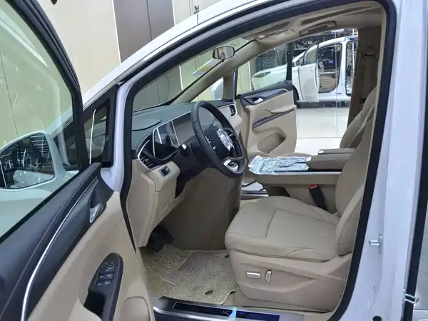 Buick GL8 2025