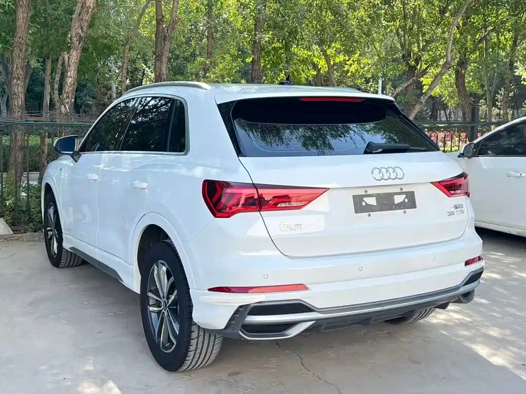 Audi Q3 2021
