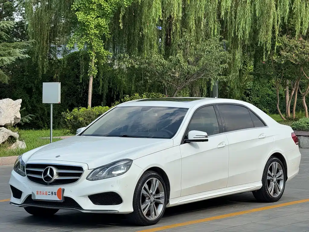 Mercedes-Benz E-Class 2015