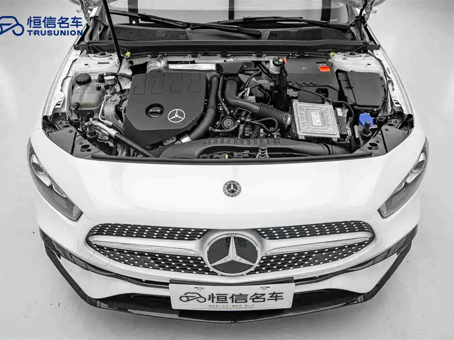 Mercedes-Benz A-Class 2019 — фото 21