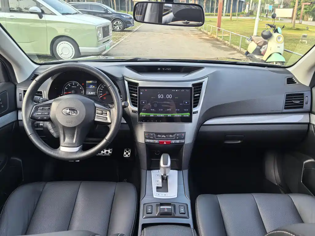Subaru Outback 2014 — фото 9
