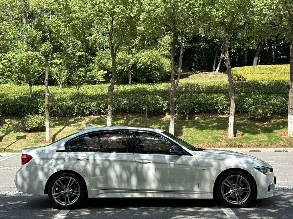 BMW 3 Series 2017