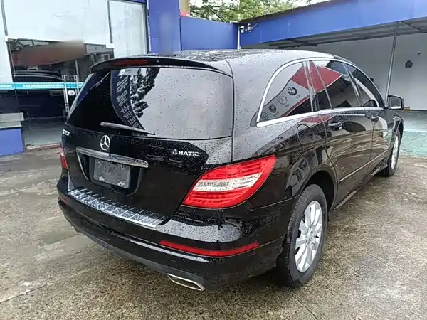 Mercedes-Benz R-Class 2017