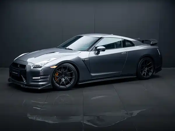 Nissan GT-R 2011