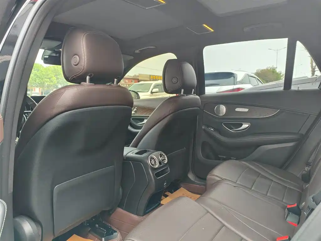 Mercedes-Benz GLC 2020 — фото 15