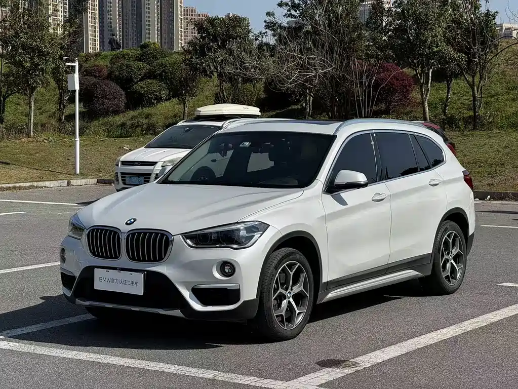 BMW X1 2018 — фото 1