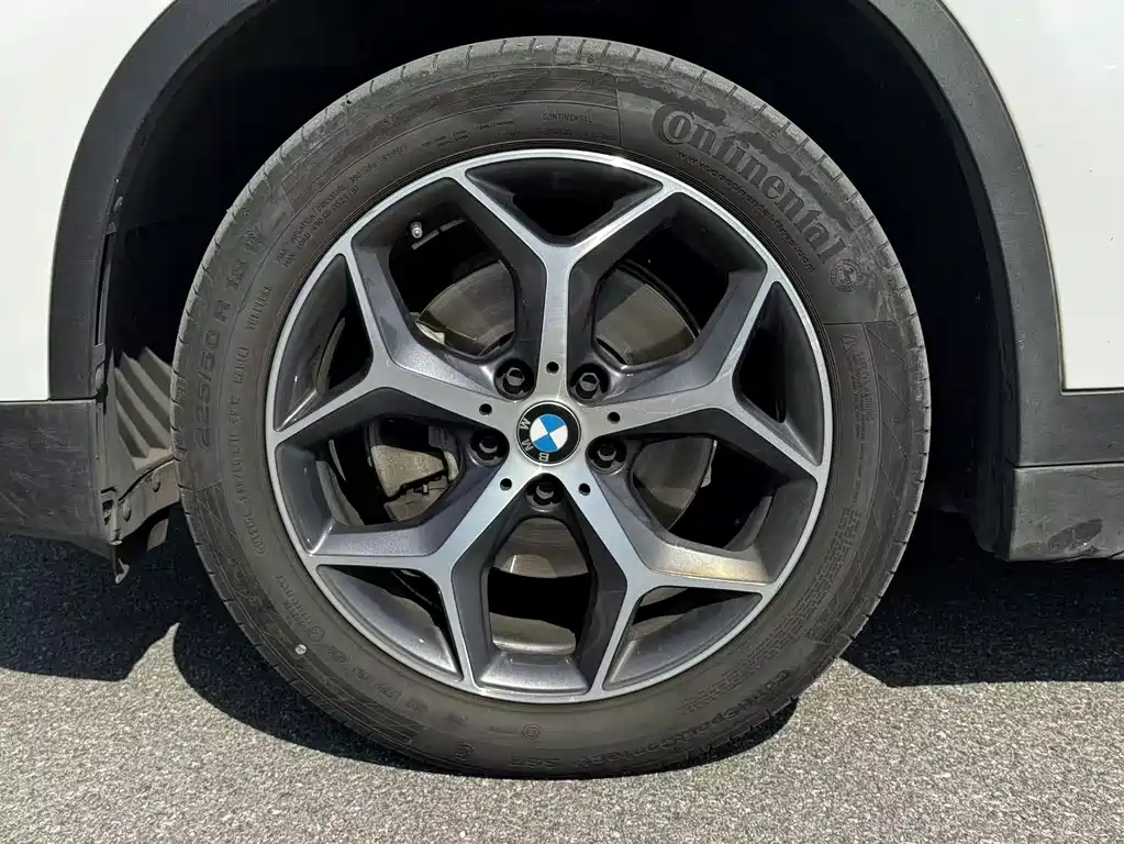 BMW X1 2018 — фото 13