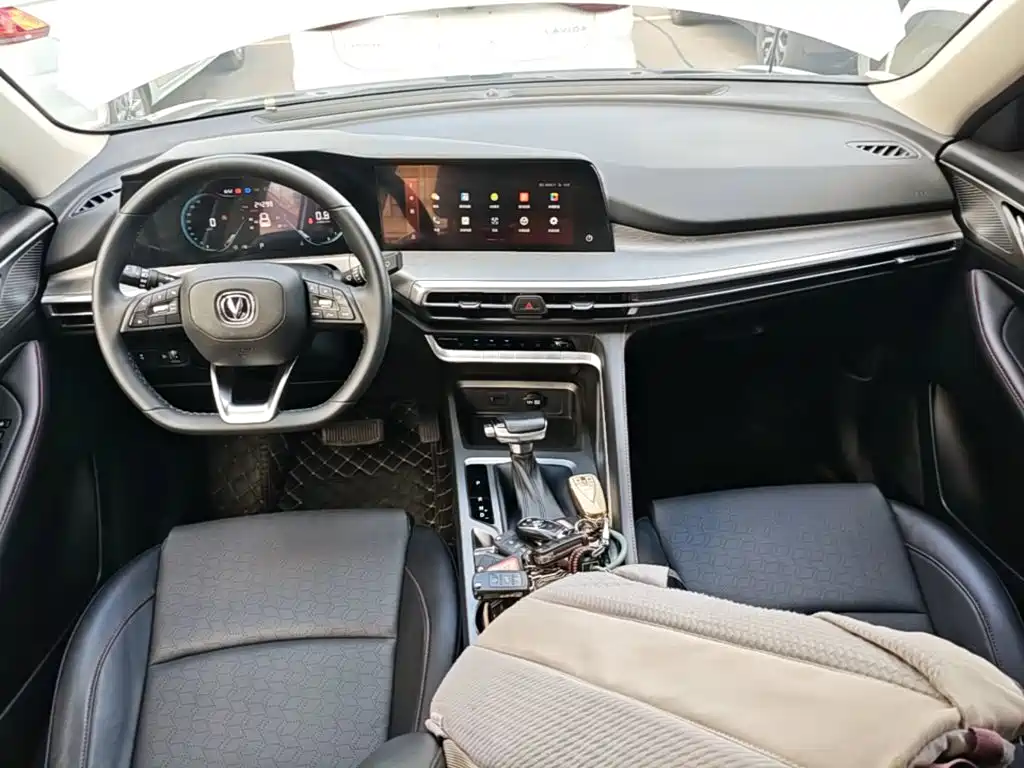 Changan CS35PLUS 2022 — фото 10