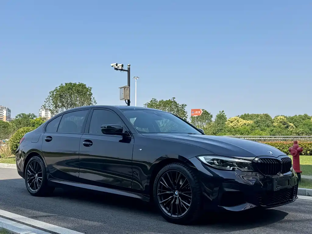 BMW 3 Series 2020