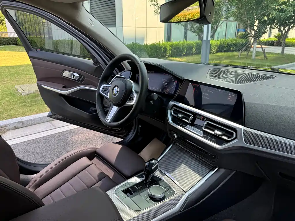 BMW 3 Series 2020 — фото 13