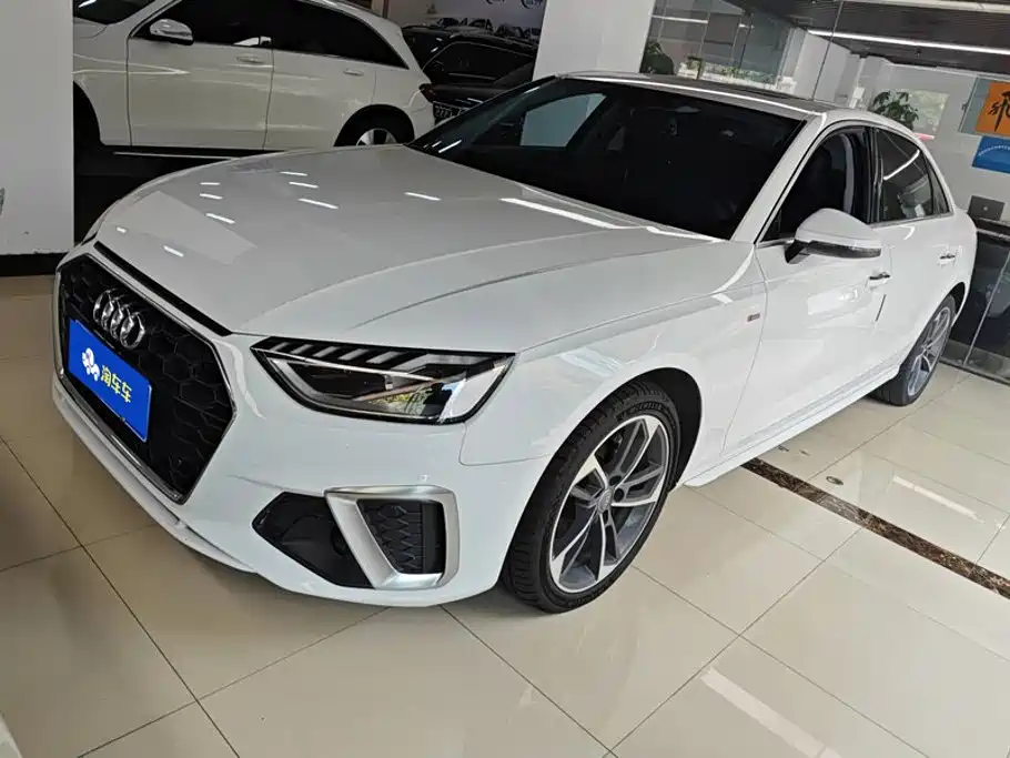 Audi A4L 2021