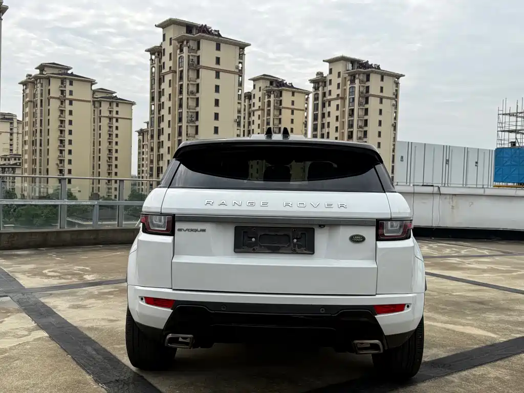 Land Rover Evoque 2018 — фото 13