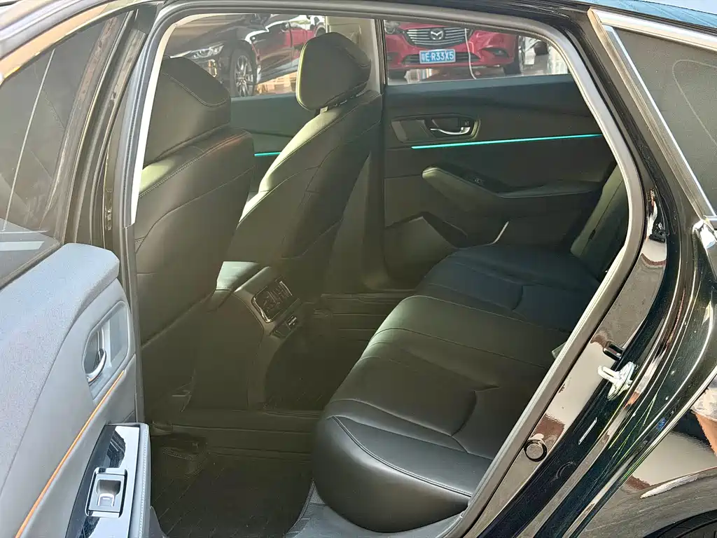 Honda Accord 2023 — фото 10
