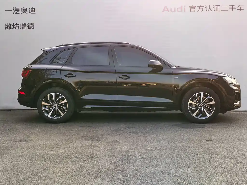 Audi Q5L 2023 — фото 3