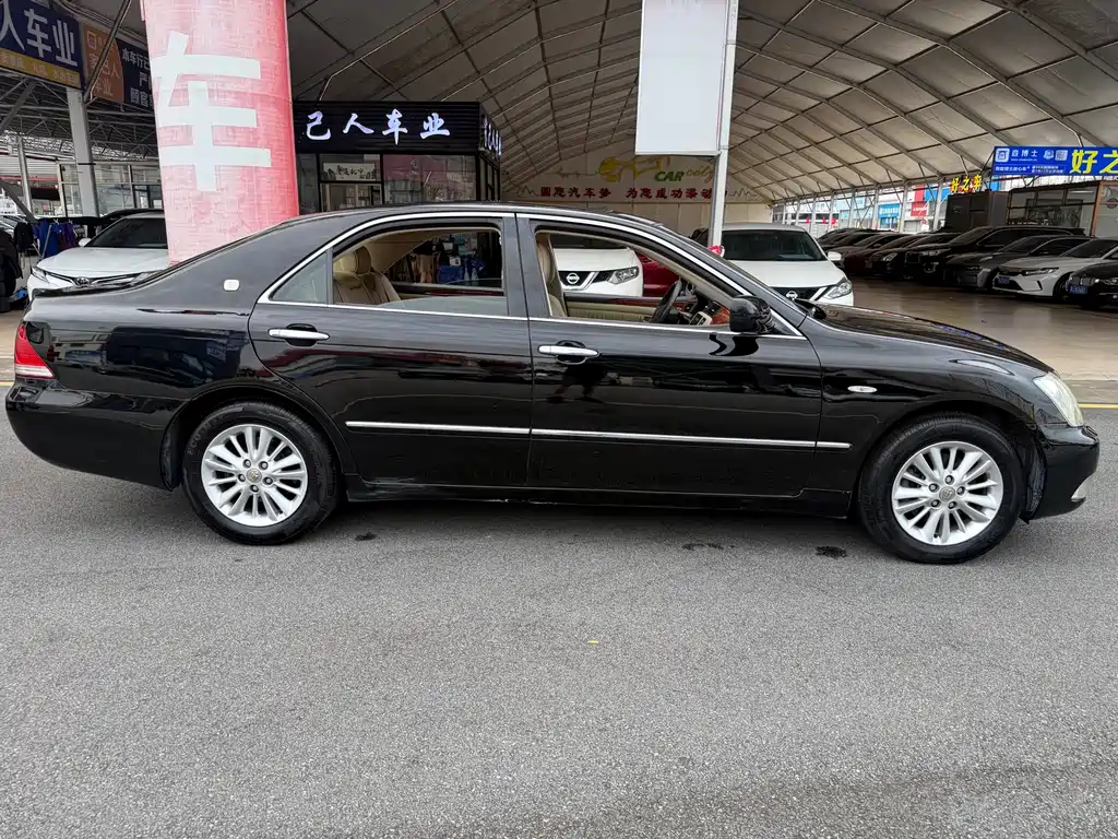 Toyota Crown 2009 — фото 22